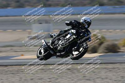 media/Nov-16-2025-Race Pace (Sun) [[8c5fa54630]]/Verified Riders/3-Turn 14 (1045am)/